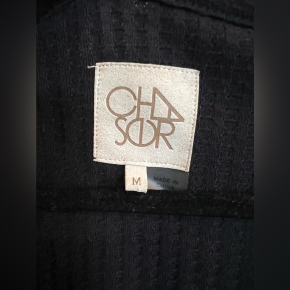 #926 Chasor long sleeve top black size medium - Picture 3 of 3